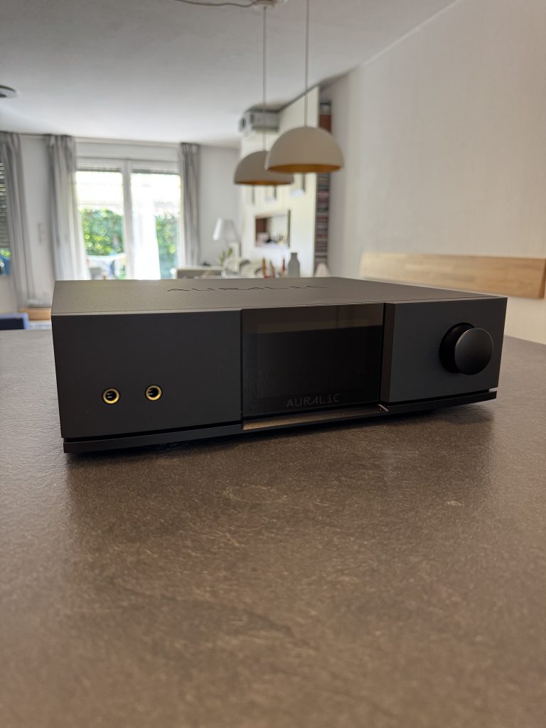 Auralic Vega G2.2 von Vorne