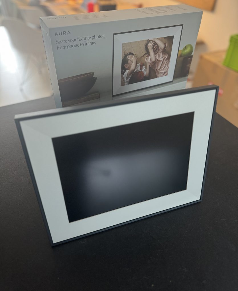 Aura Aspen im Test - Digitaler Bilderrahmen