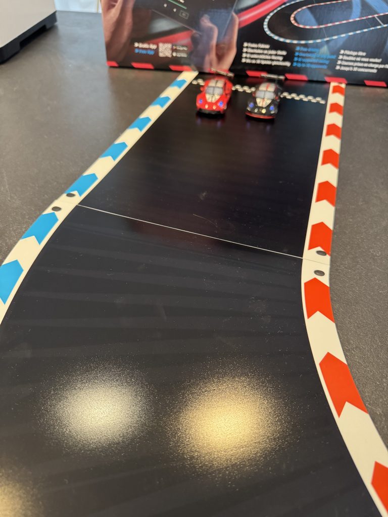 Carrera Hybrid Rennstrecke