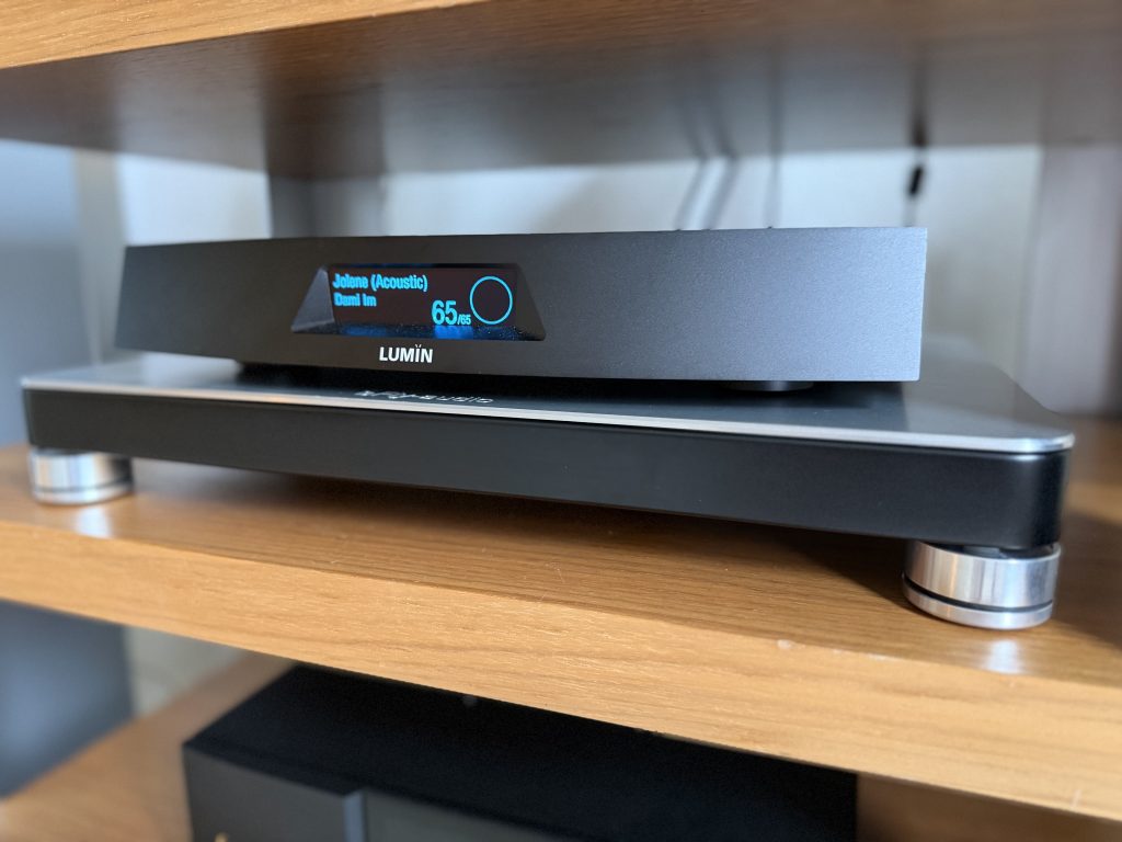 Lumin U2 und bFly-audio BaseTwo im Burmester Rack