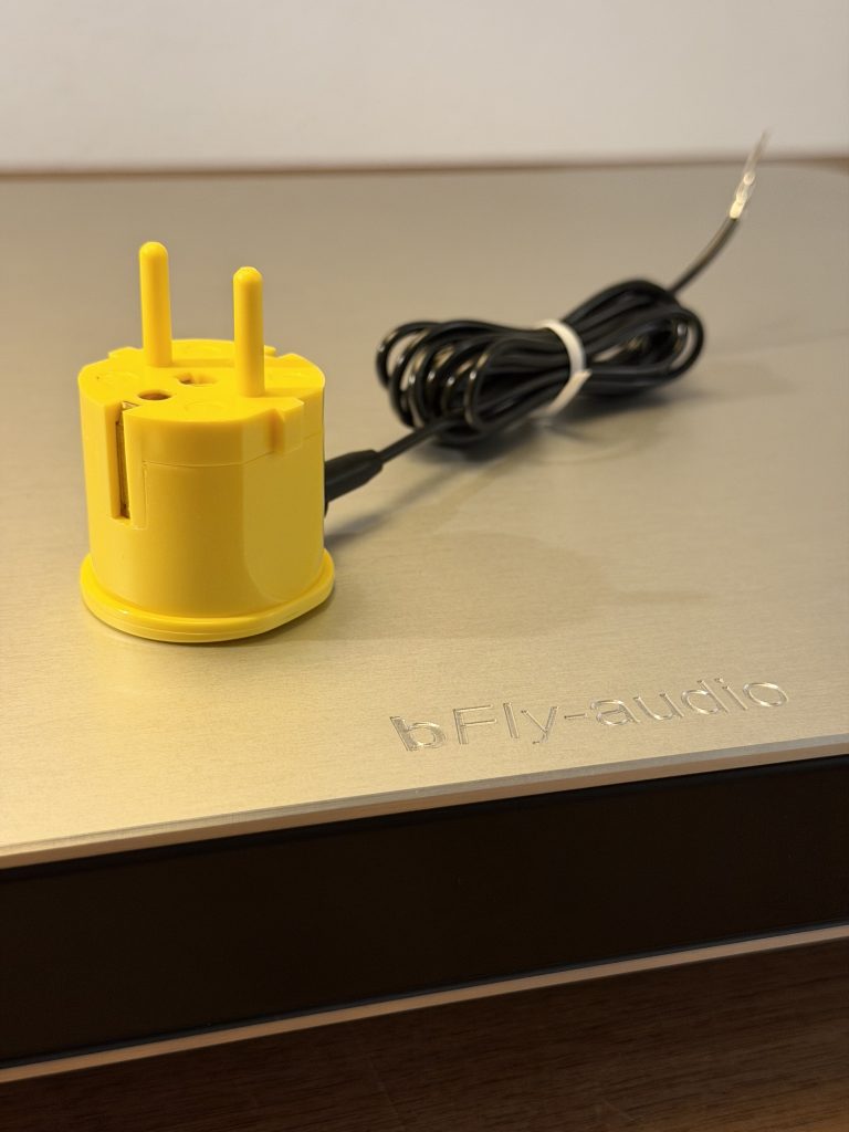 bFly-audio PowerBase - Absorberbasis im Test