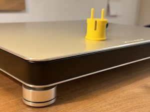bFly-audio PowerBase - Absorberbasis im Test