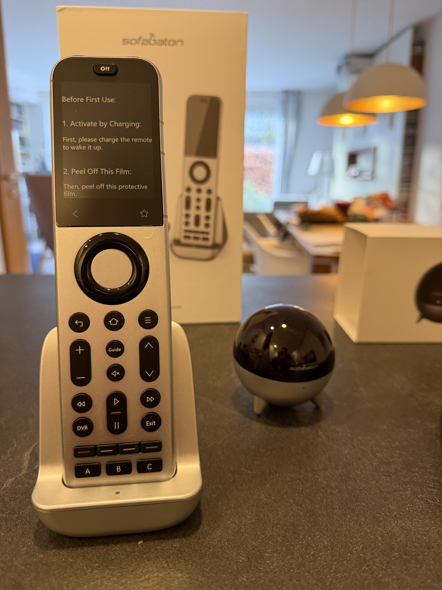 Sofabaton X2 Im Test Fernbedienung Mit Touchscreen Digitalvd de sofabaton-x2-im-test-fernbedienung-mit-touchscreen-digitalvd-de