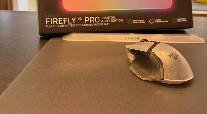 Razer Firefly V2 Pro und die Basilisk V3 im Design-Duell