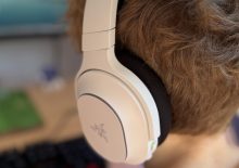 Razer Barracuda X Chroma Headset im Test