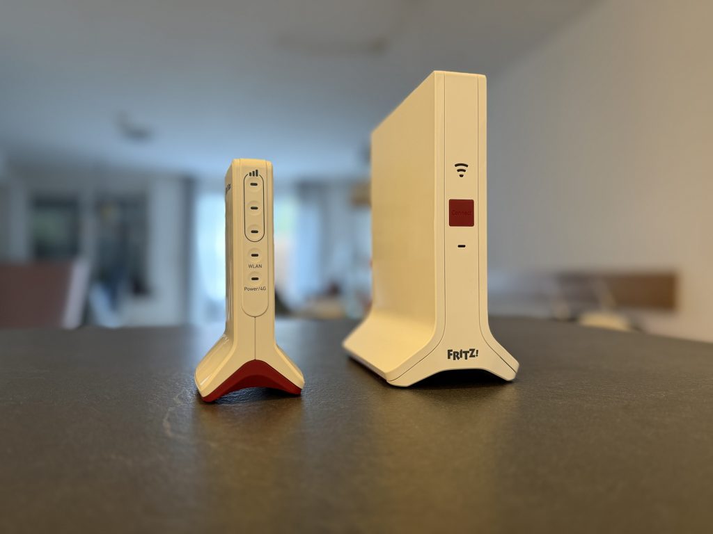 FRITZ!Box 6825 4G vs. FRITZ!Repeater 3000
