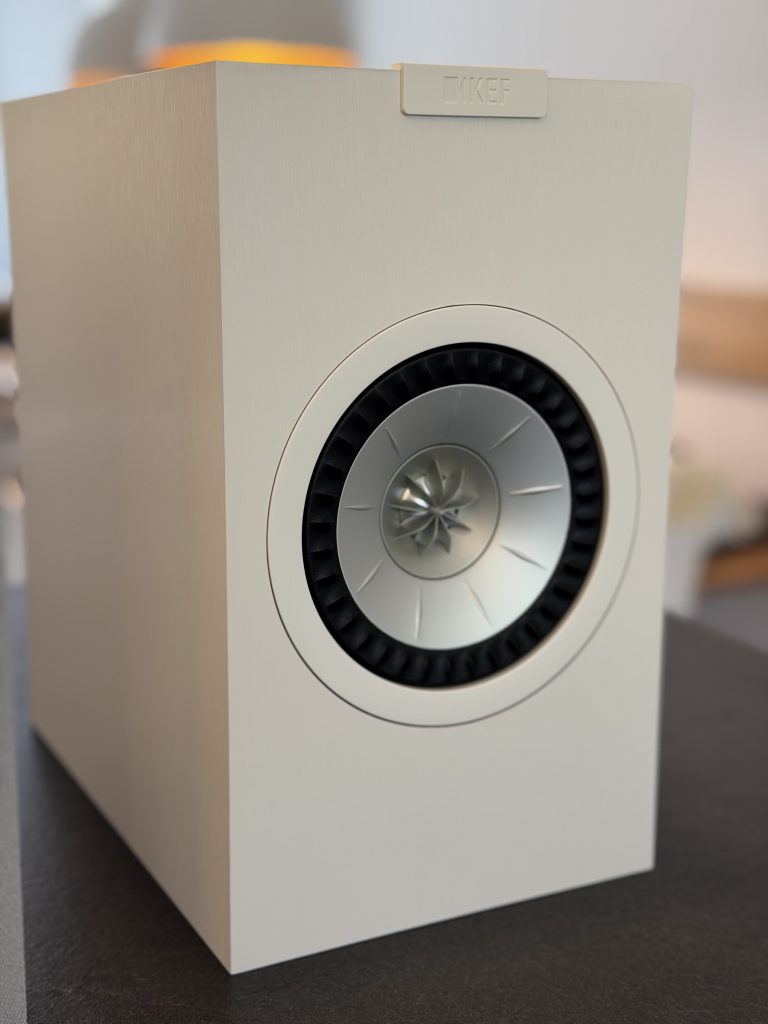 KEF Q1 Meta im Test