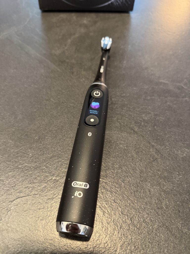 Oral-B iO 10 Zahnbürste im Test
