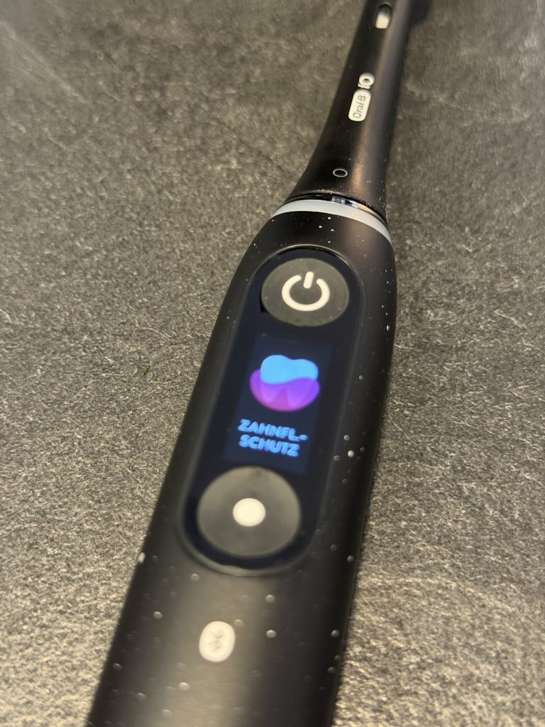 Oral-B iO 10 Zahnbürste im Test